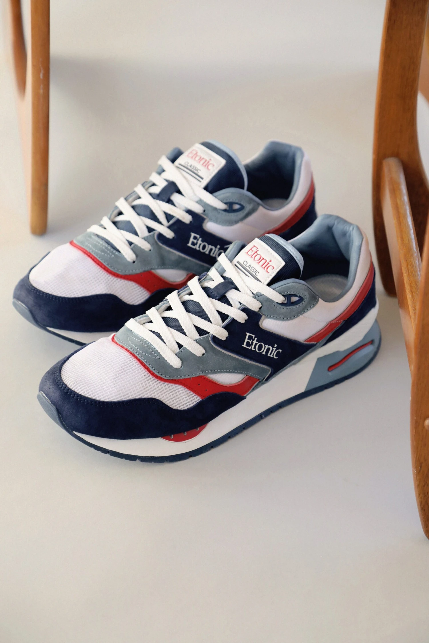 Basket Etonic Blanc Et Bleu 11 Basket Etonic Blanc Et Bleu – Image 9